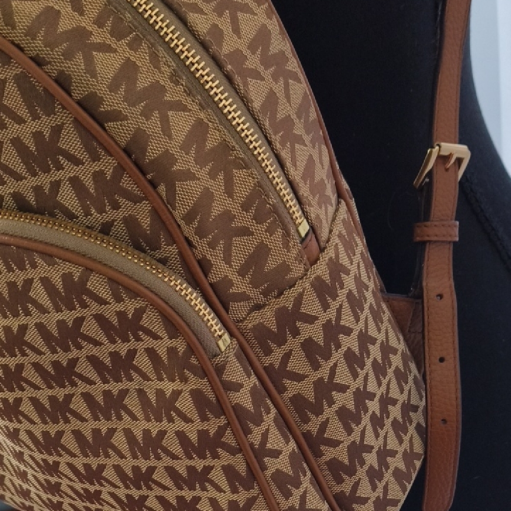 Like New Michael Kors Signature Jacquard backpack - Excellent Condition - Picture 9 of 12